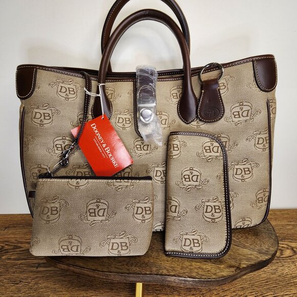 NWT-Large Brown Signature Crest Tote w/3 Accessories-Dooney&Bourke